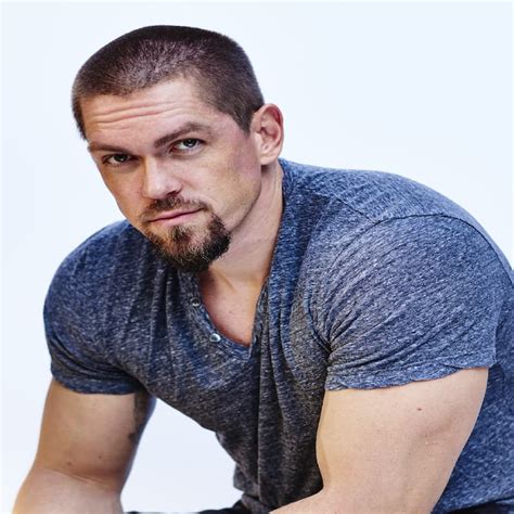 Steve Howey Height, Weight, Age, Net Worth, Facts